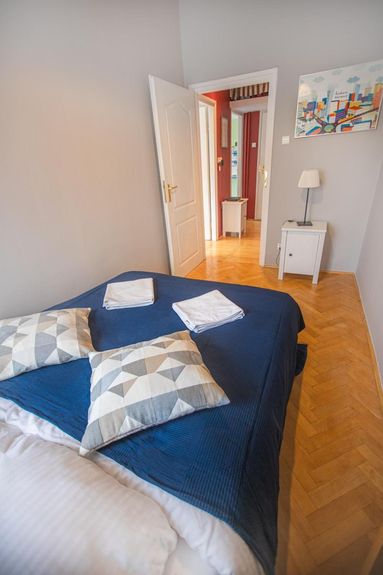 Apartamento Hoza Str Apt. Great Location. Close To Everything. Varsovia Exterior foto